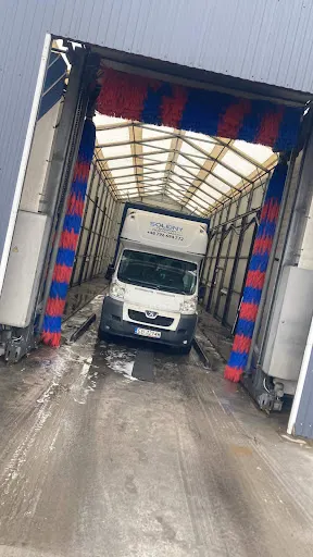 SOLIDNY TRANSPORT - PRZEPROWADZKI - OGRODZENIA TYMCZASOWE BYDGOSZCZ